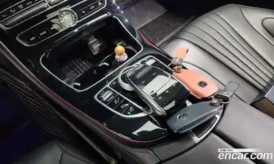 Mercedes-Benz CLS-Class 2019 1.9 Автомат в Москве № 195630, миниатюра 7