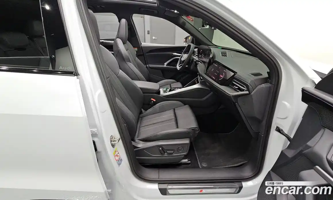 Audi Q5 2025 2.0 Автомат в Москве № 195901, фото 12