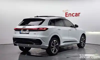 Audi Q5 2025 2.0 Автомат в Москве № 195901, миниатюра 2