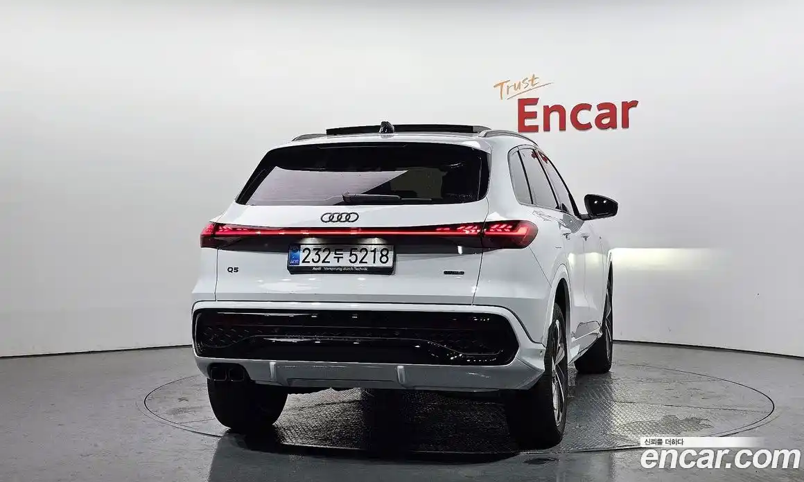 Audi Q5 2025 2.0 Автомат в Москве № 195901, фото 4