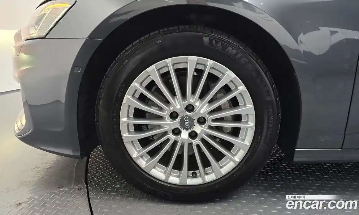 Audi A6 2021 2.0 Автомат в Москве № 196367, фото 3