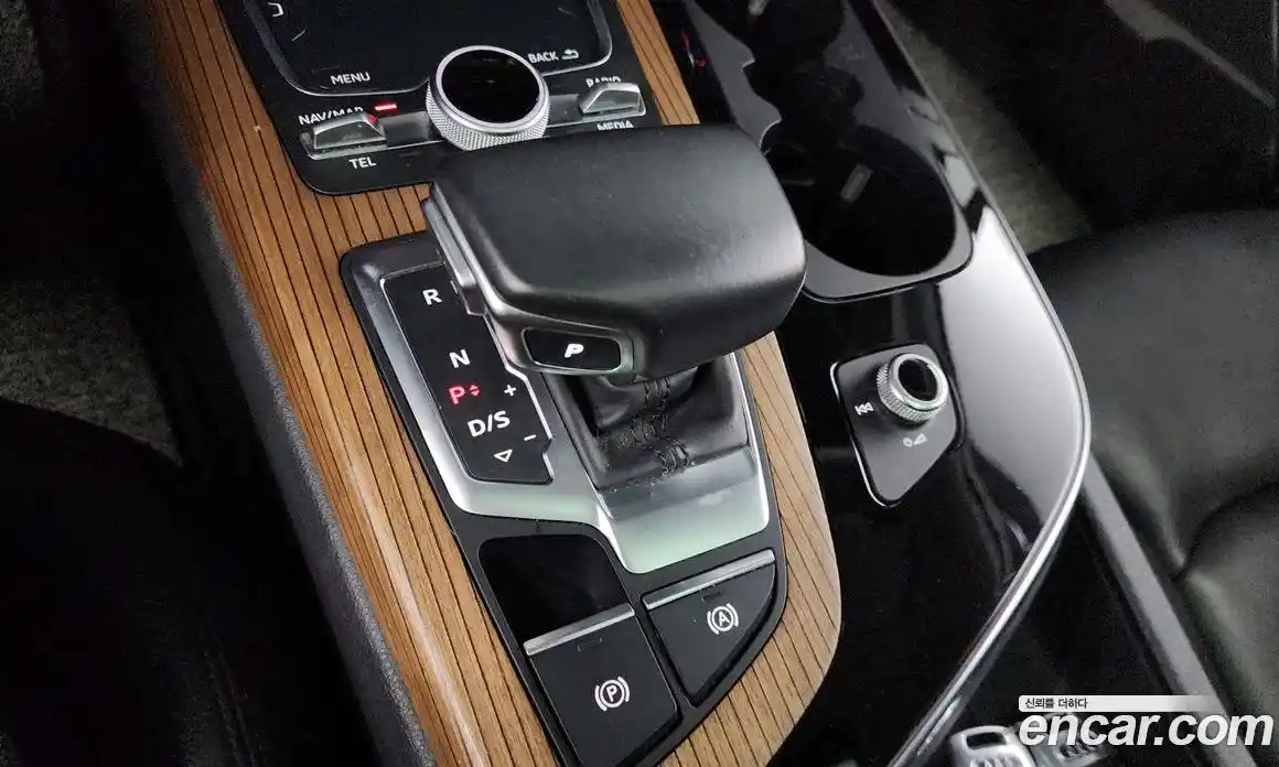 Audi Q7 2016 3.0 Автомат в Москве № 196563, фото 9