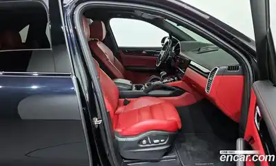 Porsche Cayenne 2021 3.0 Автомат в Москве № 197325, миниатюра 11