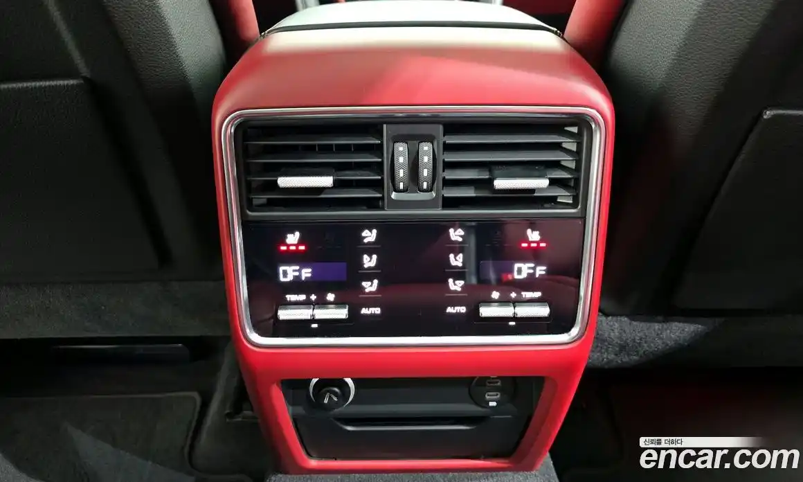 Porsche Cayenne 2021 3.0 Автомат в Москве № 197325, фото 7