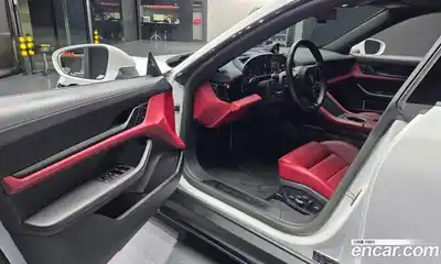 Porsche Taycan 2023 0.1 Автомат в Москве № 197422, миниатюра 9