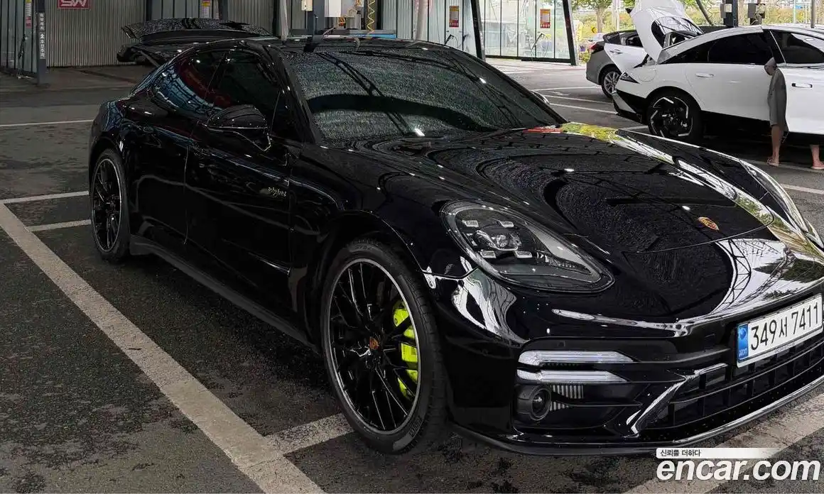 Porsche Panamera 2023 2.9 Автомат в Москве № 197897, фото 1