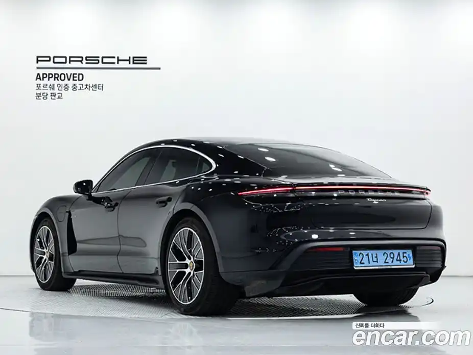 Porsche Taycan 2024 0.1 Автомат в Москве № 197912, фото 2