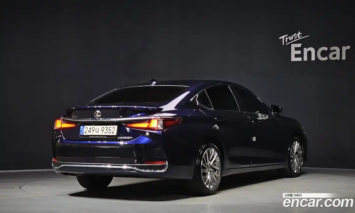 Lexus ES 2024 2.5 Автомат в Москве № 198818, фото 11
