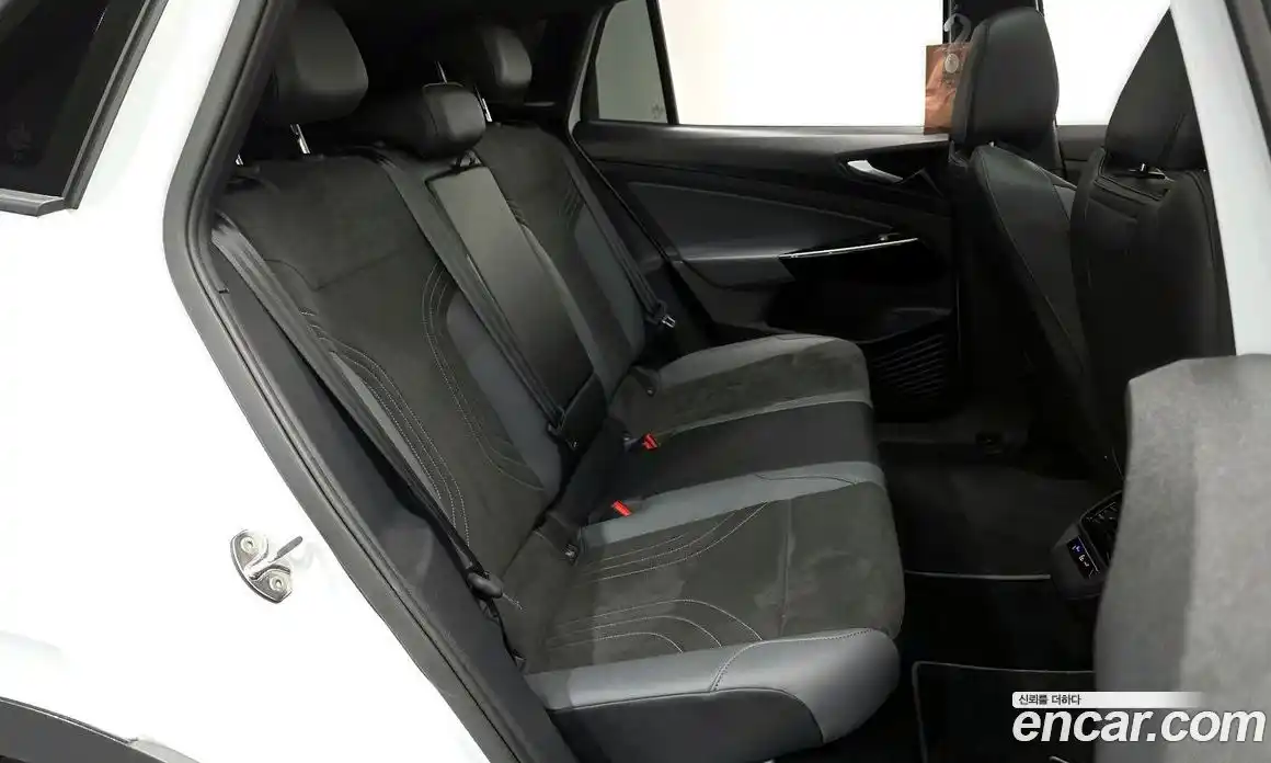 Volkswagen ID.4 2025 0.2 Автомат в Москве № 198966, фото 1