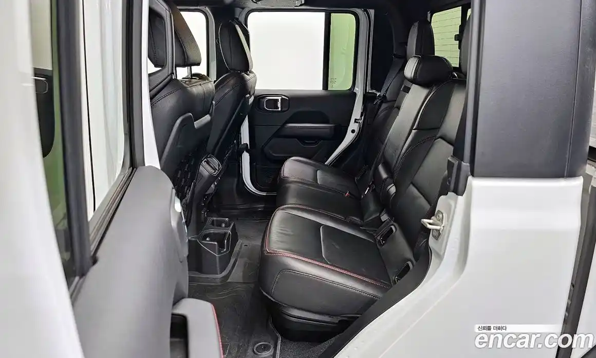 Jeep Gladiator 2023 3.6 Автомат в Москве № 199422, фото 13