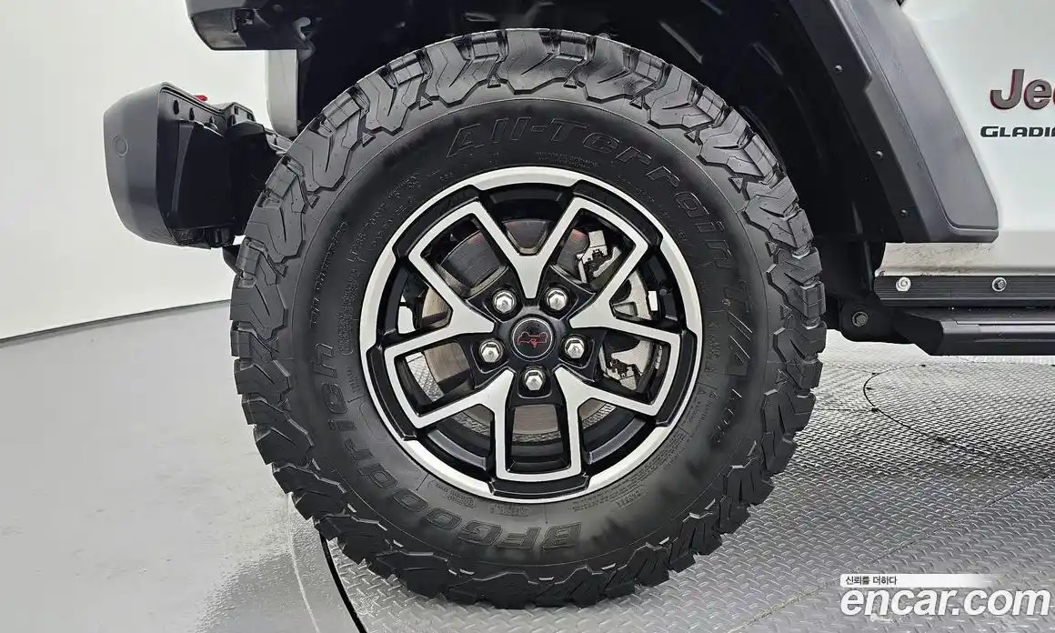 Jeep Gladiator 2023 3.6 Автомат в Москве № 199422, фото 15