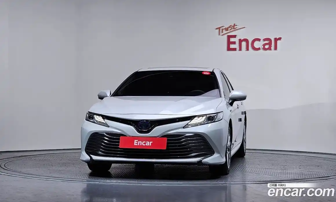 Toyota Camry 2018 2.5 Автомат в Москве № 199668, фото 13