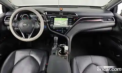 Toyota Camry 2018 2.5 Автомат в Москве № 199668, миниатюра 2