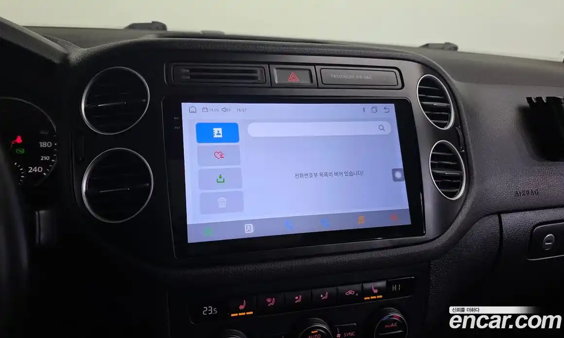 Volkswagen Tiguan 2016 2.0 Автомат в Москве № 205039, фото 18