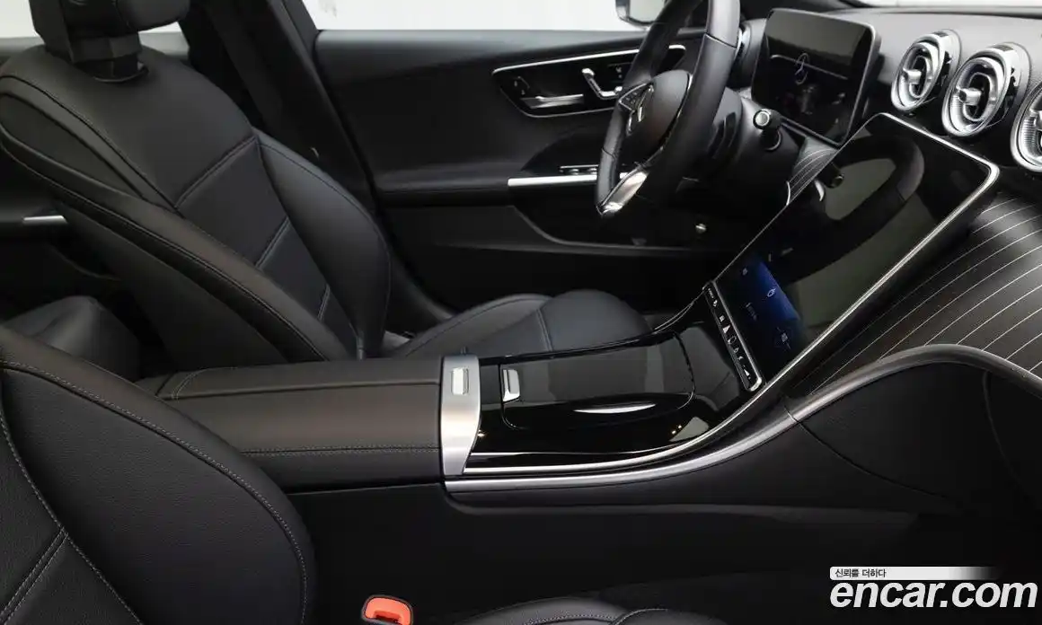 Mercedes-Benz C-Class 2025 2.0 Автомат в Москве № 211865, фото 9