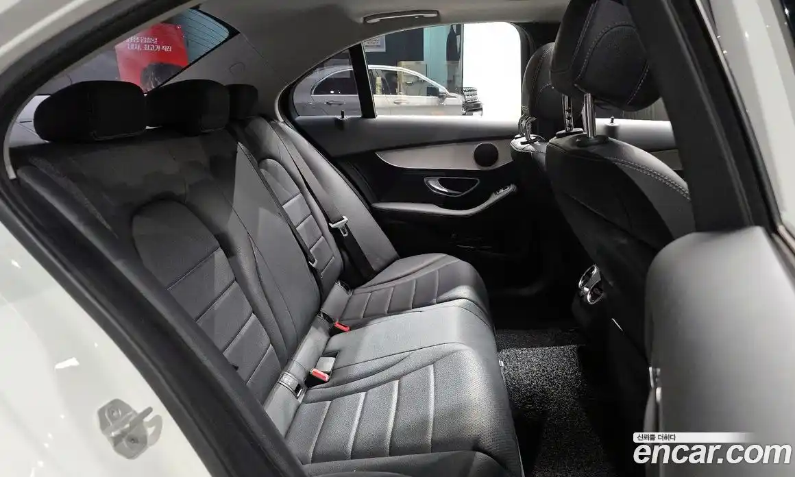 Mercedes-Benz C-Class 2016 2.0 Автомат в Москве № 212062, фото 12