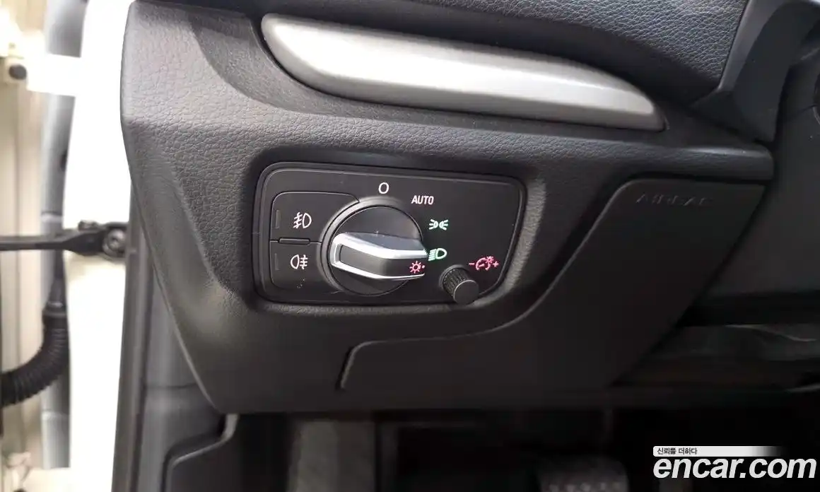 Audi A3 2015 1.6 Автомат в Москве № 212636, фото 1