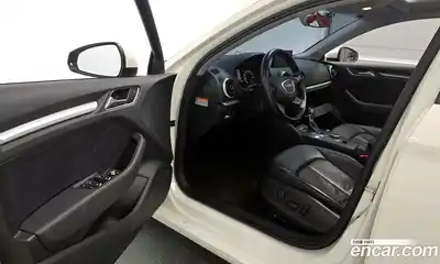 Audi A3 2015 1.6 Автомат в Москве № 212636, миниатюра 11
