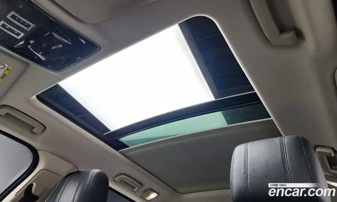 Land Rover Range-Rover Sport 2017 3.0 Автомат в Москве № 213795, фото 19