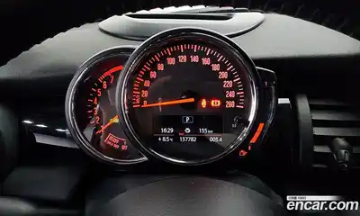 Mini Cooper Convertible 2018 1.5 Автомат в Москве № 214358, миниатюра 8