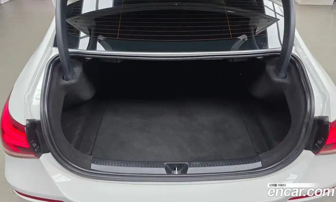 Mercedes-Benz A-Class 2020 2.0 Автомат в Москве № 224469, фото 5