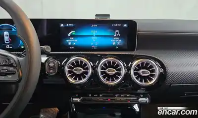 Mercedes-Benz A-Class 2020 2.0 Автомат в Москве № 224469, миниатюра 9