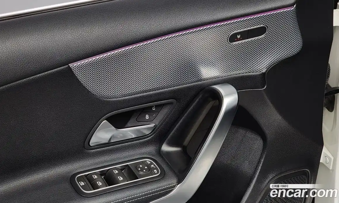 Mercedes-Benz A-Class 2022 2.0 Автомат в Москве № 225080, фото 9