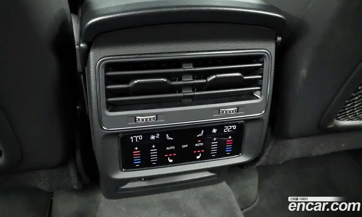 Audi Q7 2022 3.0 Автомат в Москве № 229666, фото 18