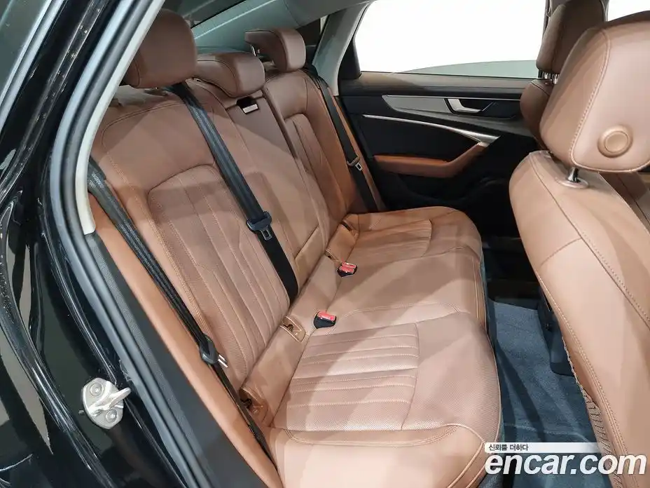 Audi A6 2023 2.0 Автомат в Москве № 230338, фото 11