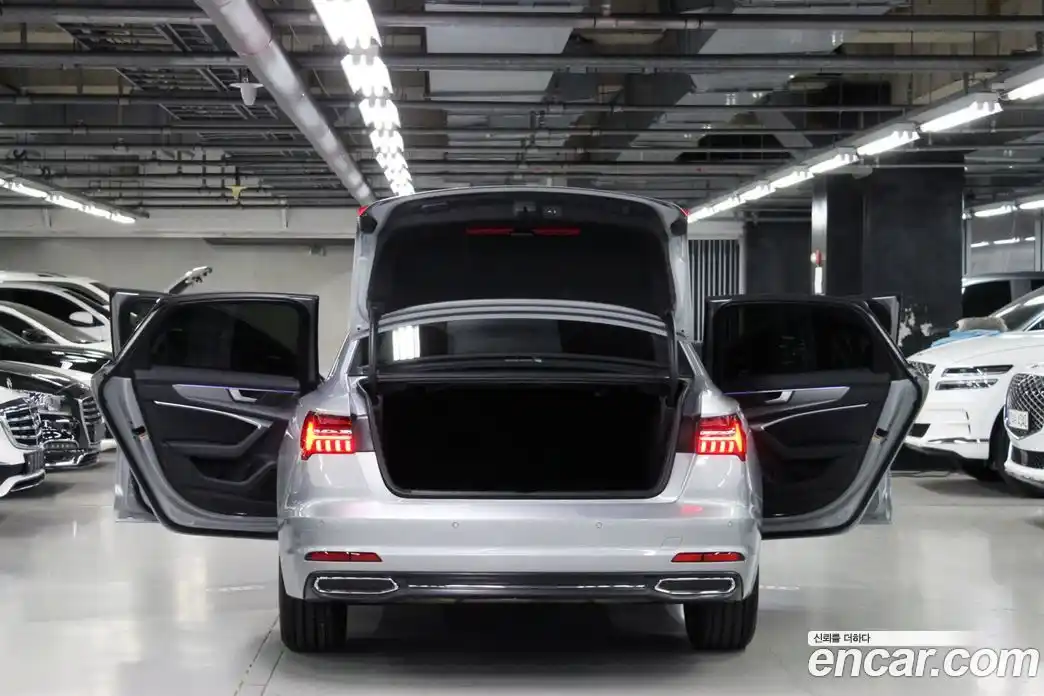 Audi A6 2021 2.0 Автомат в Москве № 230339, фото 19