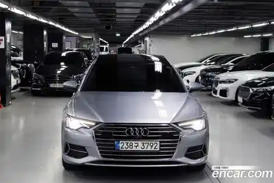 Audi A6 2021 2.0 Автомат в Москве № 230339, миниатюра 2