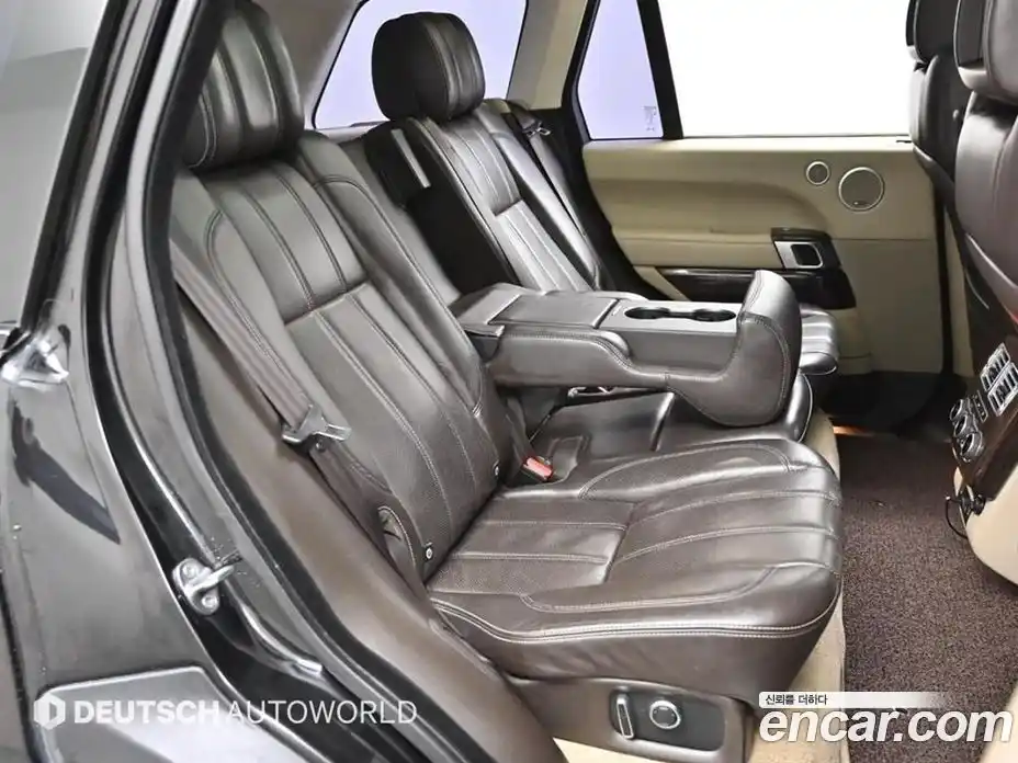 Land Rover Range-Rover 2017 4.4 Автомат в Москве № 231367, фото 11