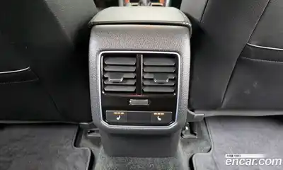 Volkswagen Passat 2018 2.0 Автомат в Москве № 232250, миниатюра 11