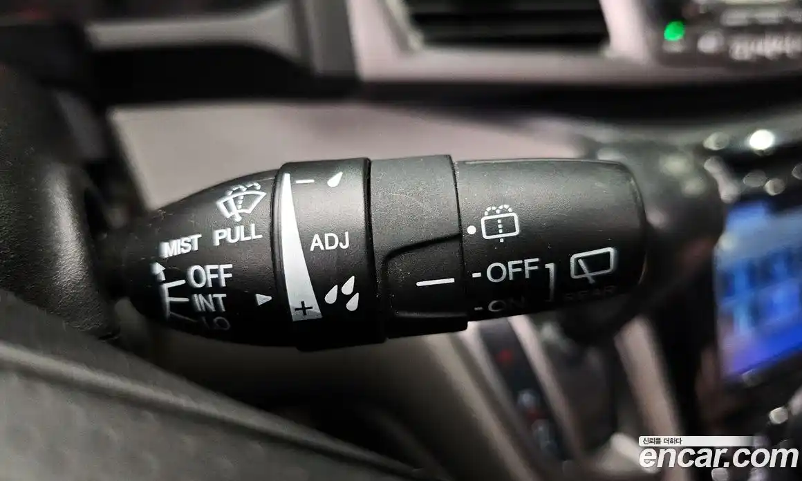 Honda Odyssey 2015 3.5 Автомат в Москве № 232915, фото 3