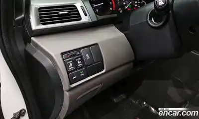 Honda Odyssey 2015 3.5 Автомат в Москве № 232915, миниатюра 8