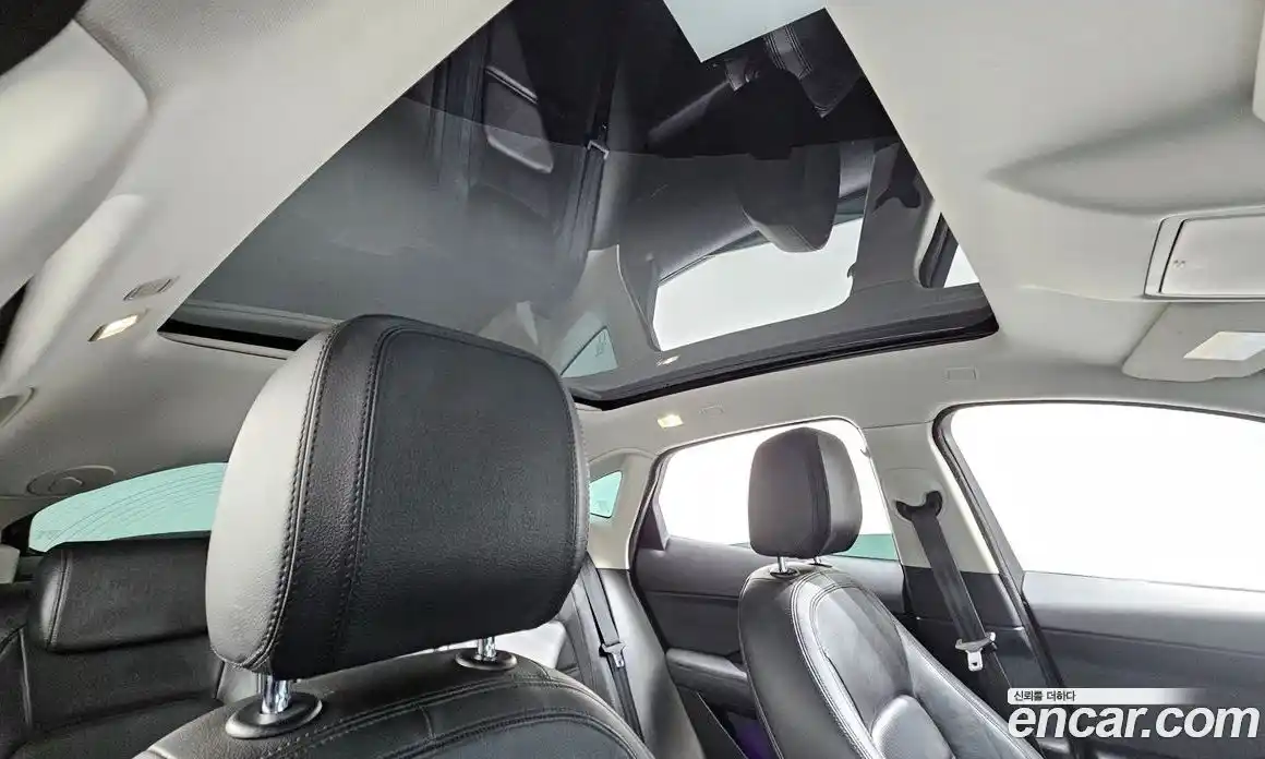 Jaguar E-Pace 2019 2.0 Автомат в Москве № 238119, фото 4