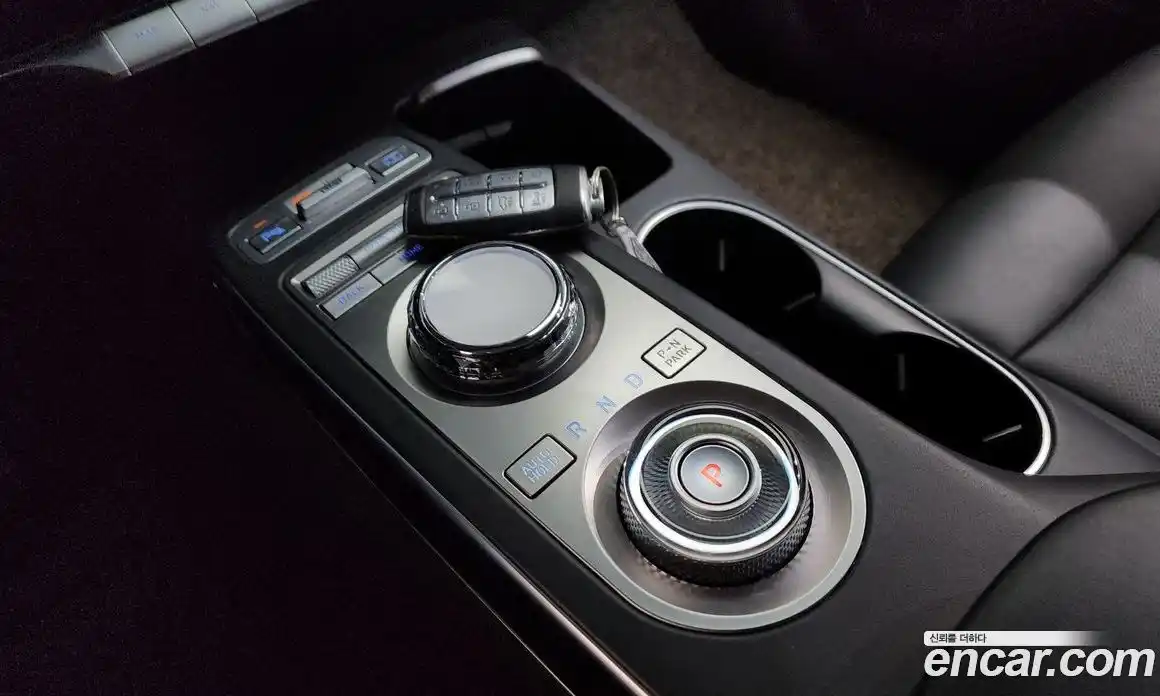 Genesis GV70 2021 2.2 Автомат в Москве № 24396, фото 3