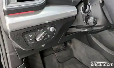 Audi Q5 2020 2.0 Автомат в Москве № 248585, миниатюра 3