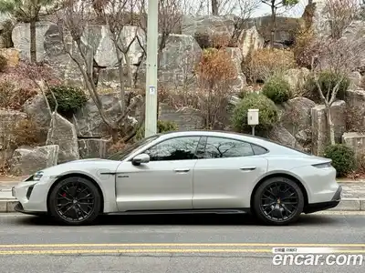 Porsche Taycan 2022 Автомат в Москве № 251476, миниатюра 3