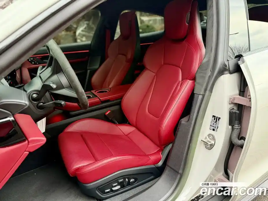 Porsche Taycan 2022 Автомат в Москве № 251476, фото 10