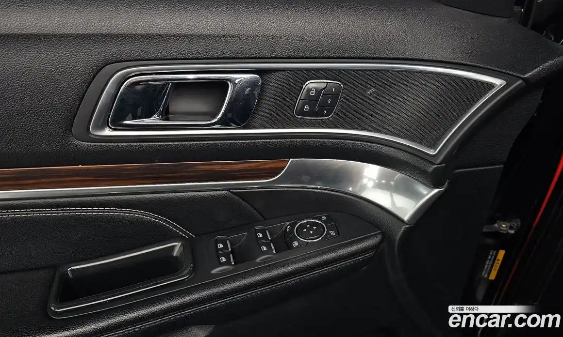 Ford Explorer 2016 2.3 Автомат в Москве № 255609, фото 18