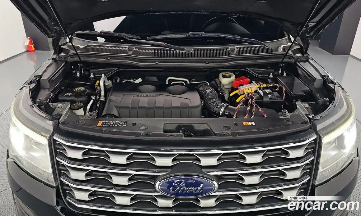 Ford Explorer 2016 2.3 Автомат в Москве № 255609, фото 6