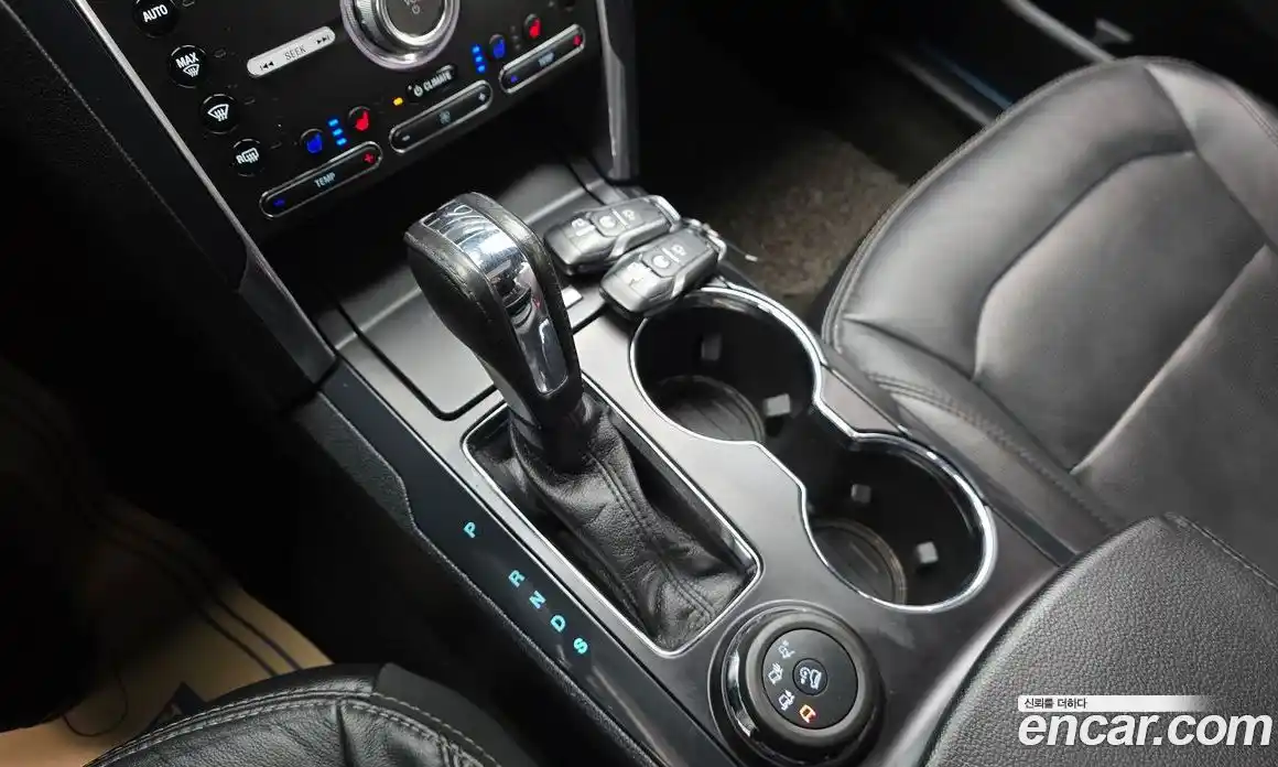 Ford Explorer 2017 2.3 Автомат в Москве № 255689, фото 9