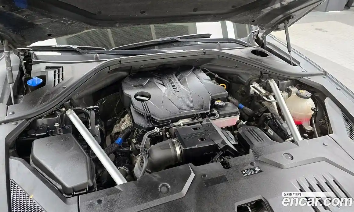 Genesis GV70 2021 2.5 Автомат в Москве № 25630, фото 17