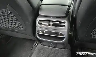 Genesis GV70 2021 2.5 Автомат в Москве № 25630, миниатюра 10