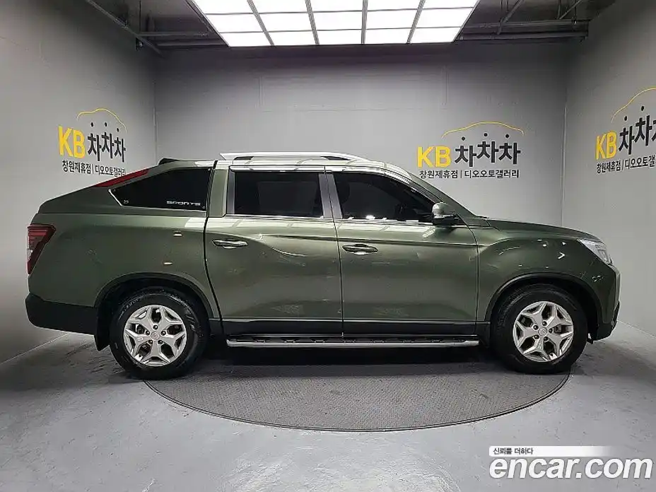 SsangYong Rexton 2022 2.2 Автомат в Москве № 26141, фото 3