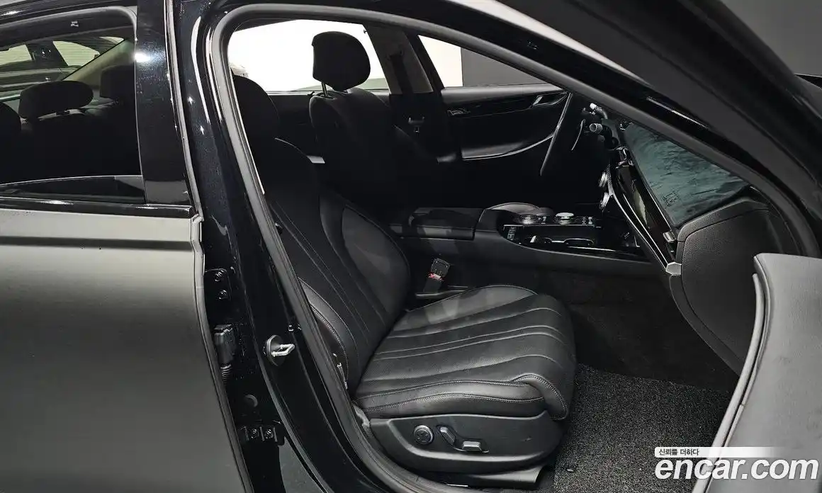 Genesis G80 2023 2.5 Автомат в Москве № 26487, фото 13