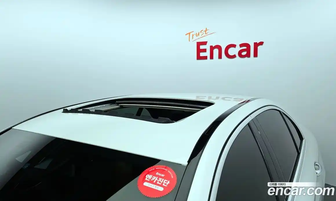 Mercedes-Benz E-Class 2020 2.0 Автомат в Москве № 265642, фото 12