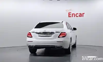 Mercedes-Benz E-Class 2020 2.0 Автомат в Москве № 265642, миниатюра 9
