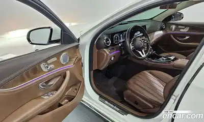 Mercedes-Benz E-Class 2020 2.0 Автомат в Москве № 265642, миниатюра 10